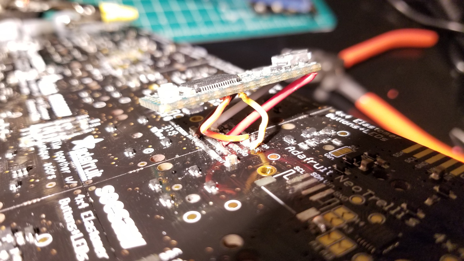 Teensy connection to the NeoTrellis boards